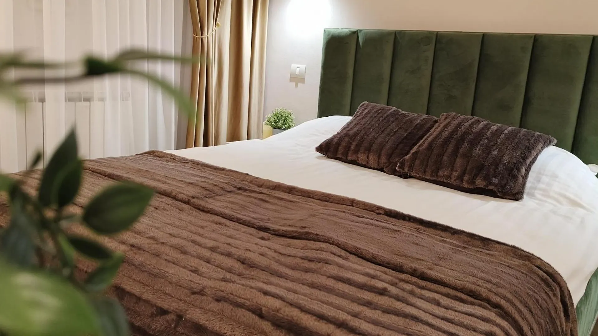 Carol Luxury Apartment Bucharest Romania